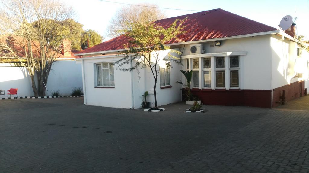Valley Guest House Pretoria-Noord Buitenkant foto