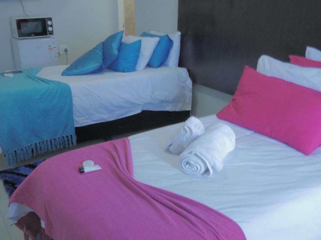 Valley Guest House Pretoria-Noord Buitenkant foto