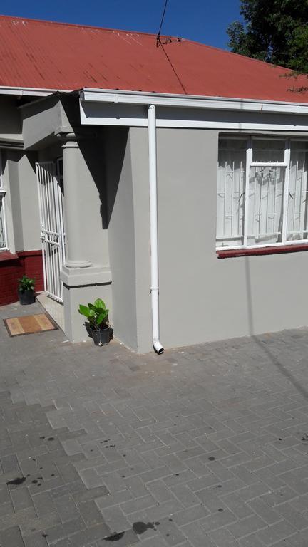 Valley Guest House Pretoria-Noord Buitenkant foto