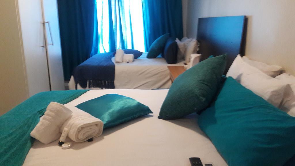 Valley Guest House Pretoria-Noord Buitenkant foto